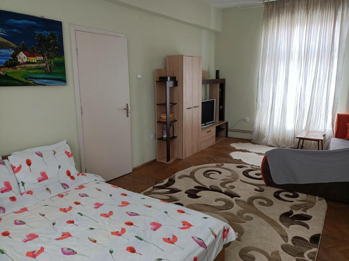 Lovely Apartament In Bucharest, Baba Novac Area Eksteriør bilde
